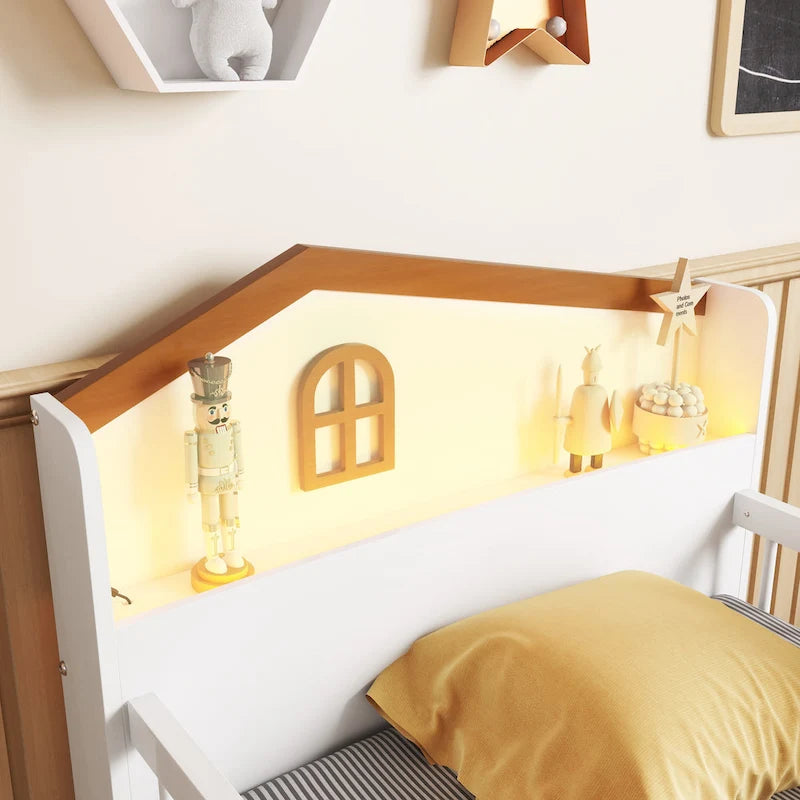 Cama de plataforma individual infantil con cabecero en forma de casa, luces LED, 4 cajones y barandillas laterales, blanco natural