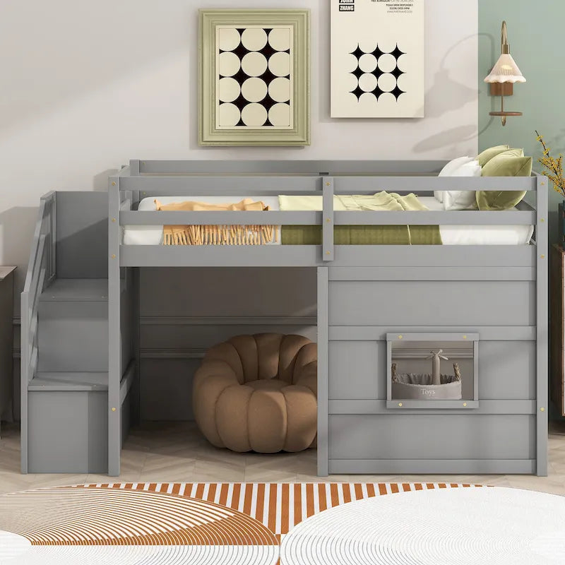 Letto a soppalco basso singolo per bambini in pino con scala contenitore, apertura a finestra e spazio gioco sotto il letto, bianco grigio
