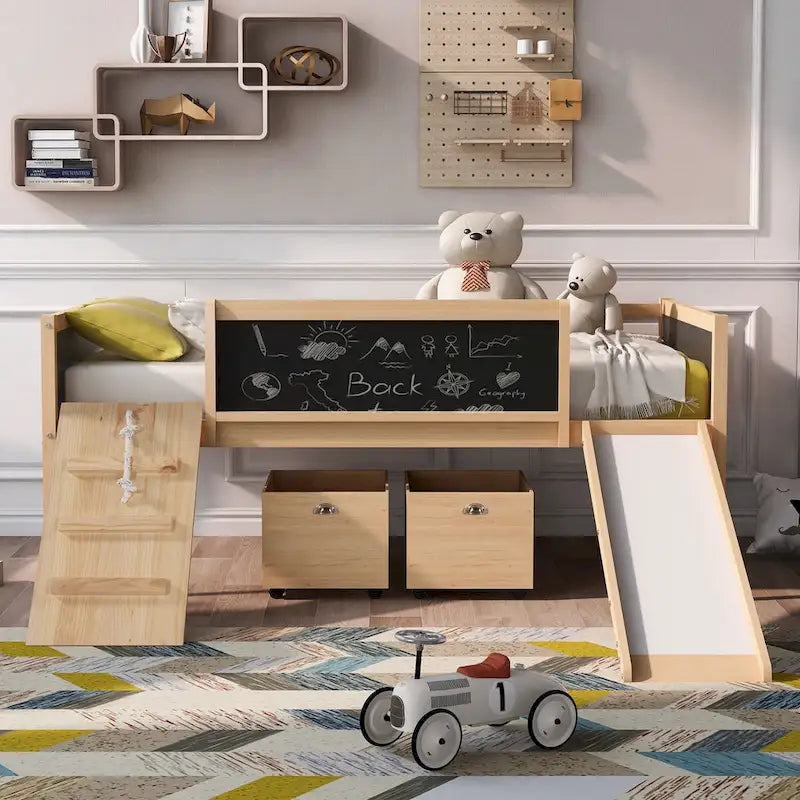Cama baja tipo loft para niños gemelos con tobogán, estructura para trepar, panel de pizarra y 2 cajas de almacenamiento con ruedas, espresso natural gris blanco