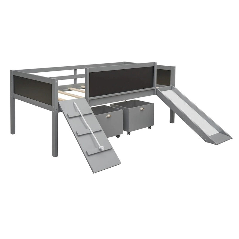 Cama baja tipo loft para niños gemelos con tobogán, estructura para trepar, panel de pizarra y 2 cajas de almacenamiento con ruedas, espresso natural gris blanco