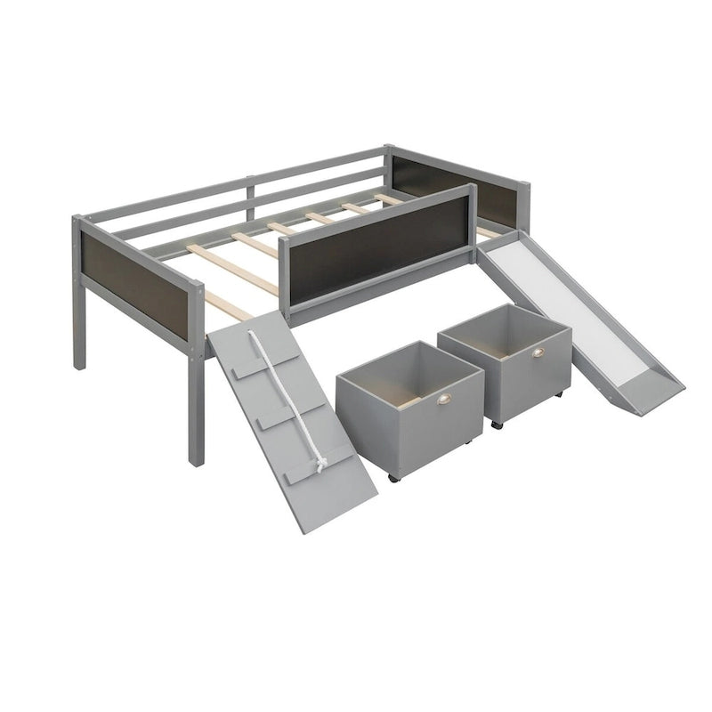Cama baja tipo loft para niños gemelos con tobogán, estructura para trepar, panel de pizarra y 2 cajas de almacenamiento con ruedas, espresso natural gris blanco